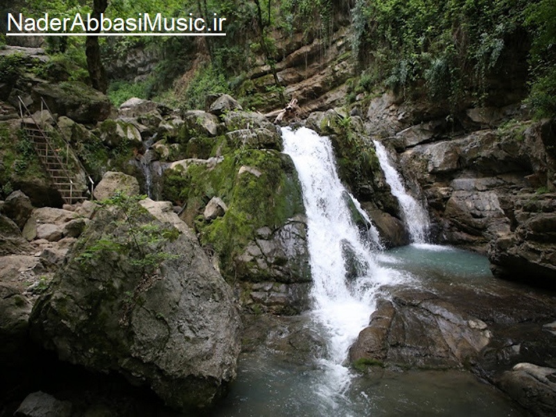 آبشار سنگ درکا آمل با جلوه‌های بسیار زیبا و بی‌نظیر